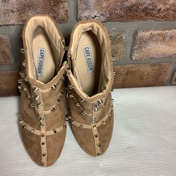 CAPE ROBIN “Maura” Studded Faux-Suede Quilted Booties - Picture 9 of 12